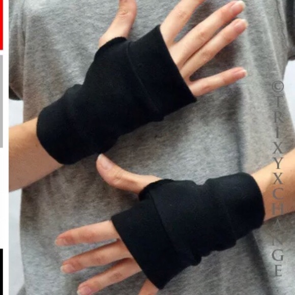 Short Cotton Gloves Gray Wrist Length Winter Smoking Office Steampunk Goth NEW - Picture 4 of 4